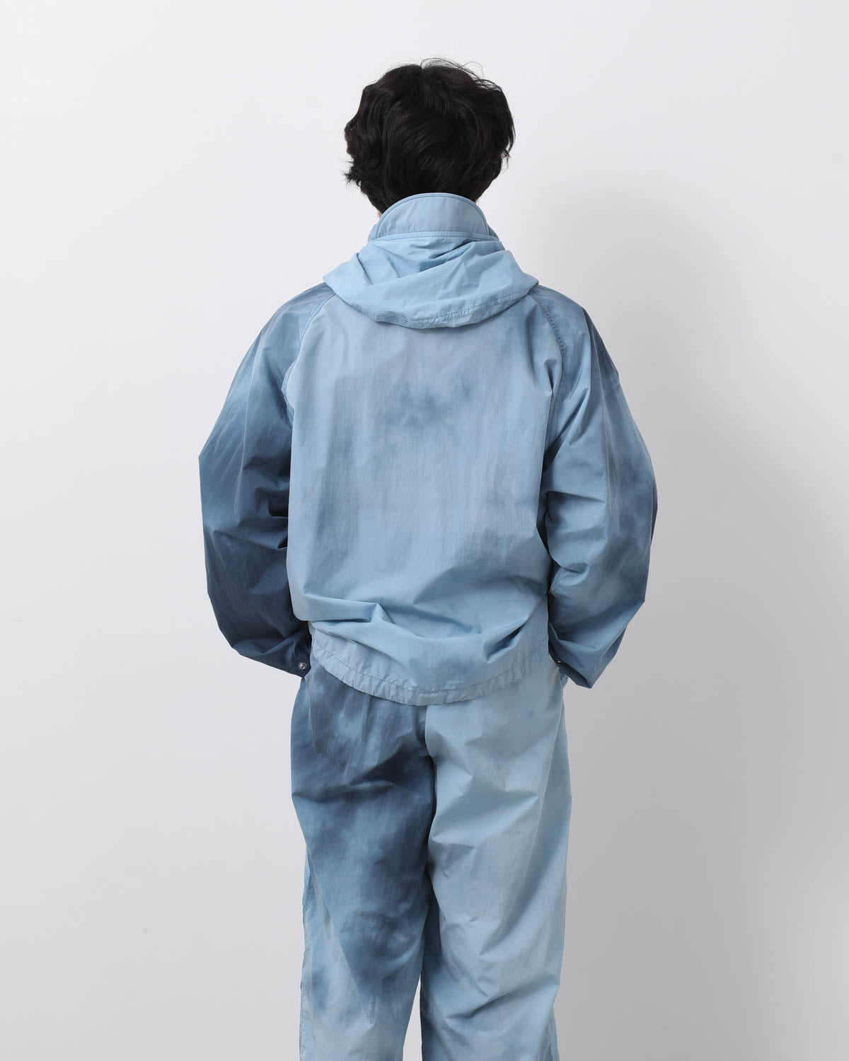UNEVEN DYED FIELD MOUNTAIN PARKA
