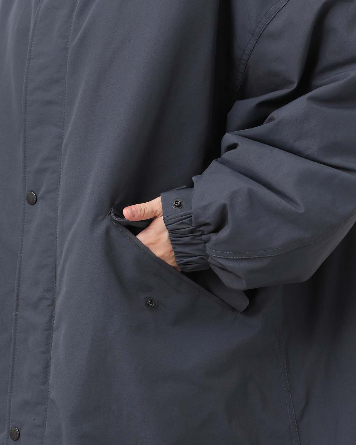 DOUBLE PEAK FIELD DOWN COAT