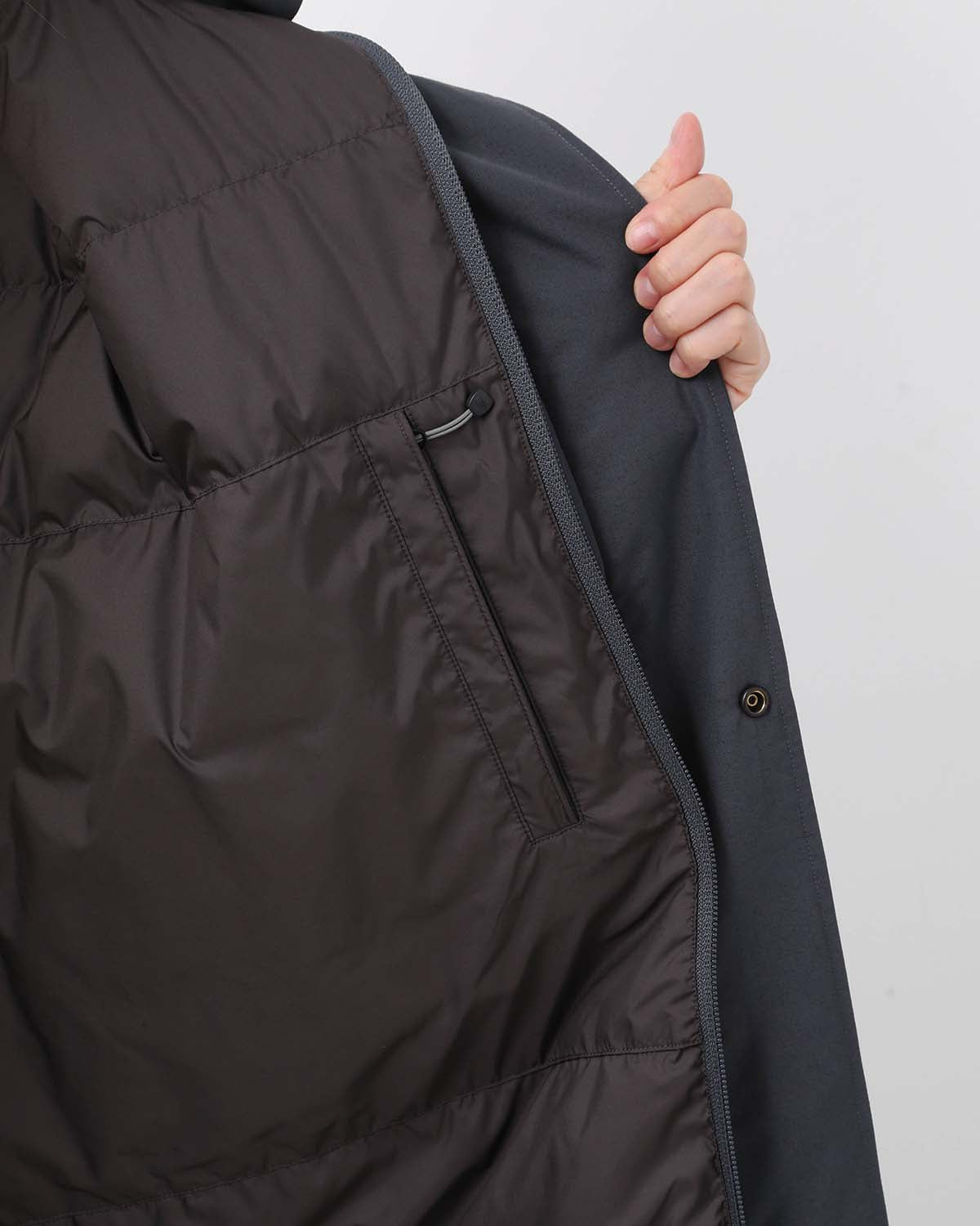 DOUBLE PEAK FIELD DOWN COAT