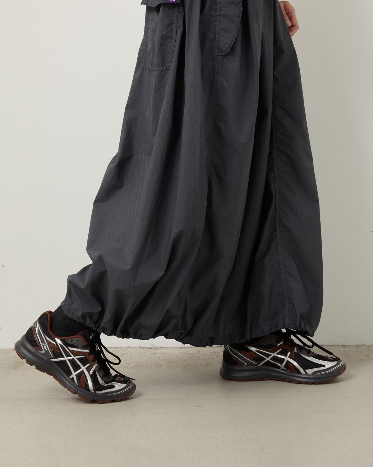 GARMENT DYED NYLON OVER SKIRT