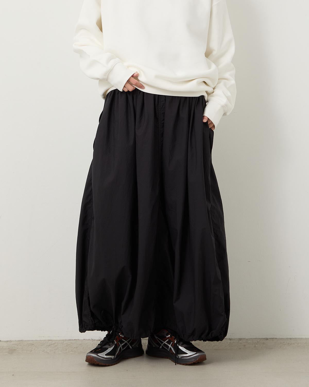 GARMENT DYED NYLON OVER SKIRT