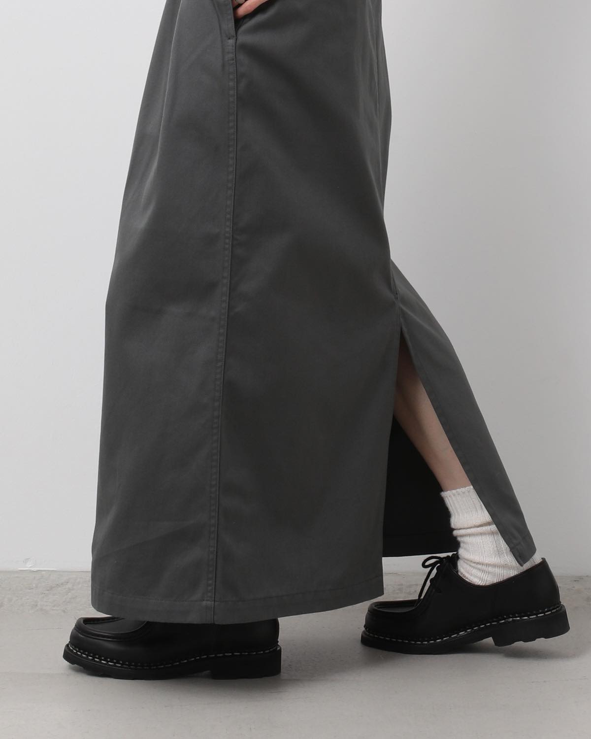 CHINO TUCK FIELD SKIRT