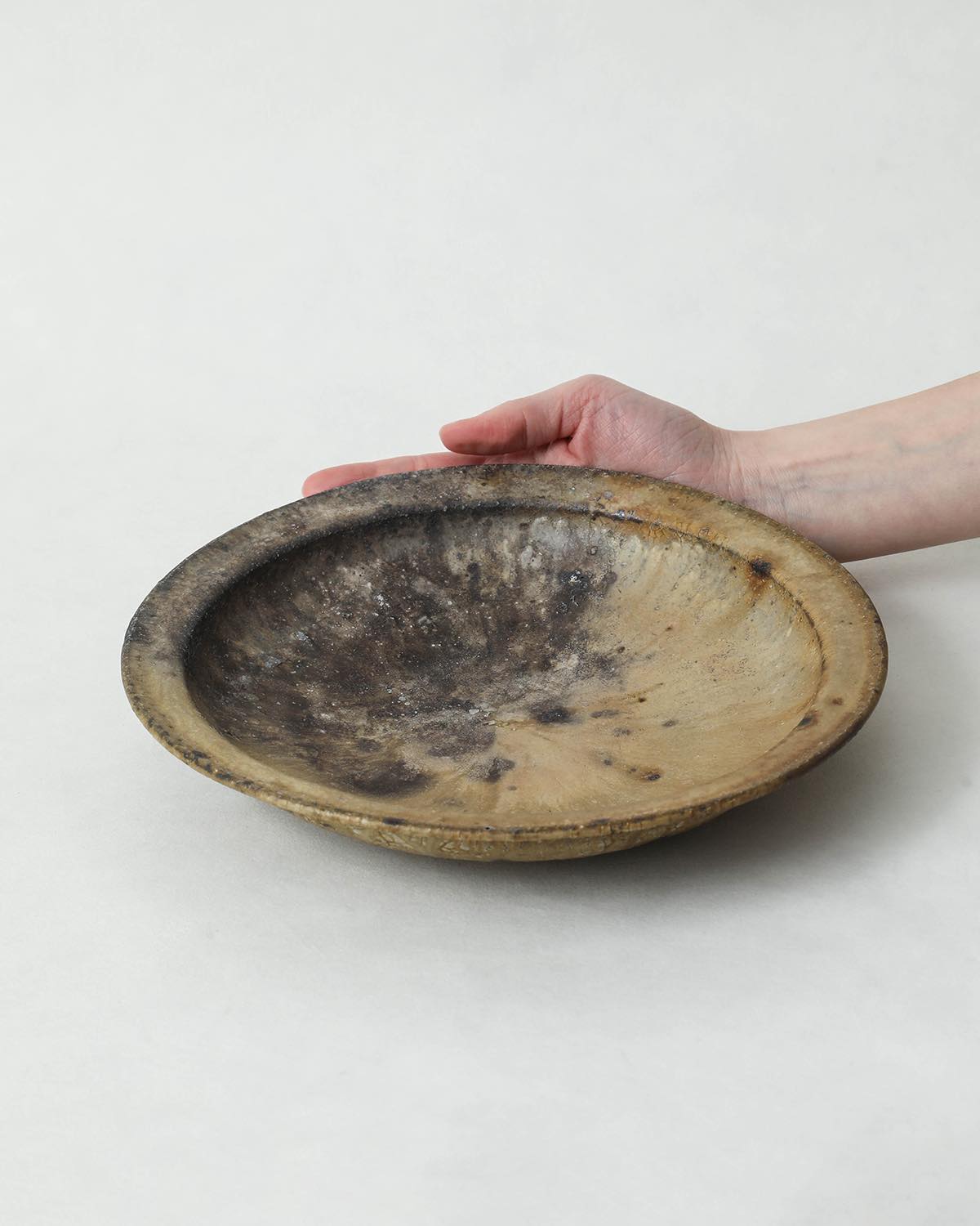 WOOD ASH GLAZE 9-INCH RIM PLATE