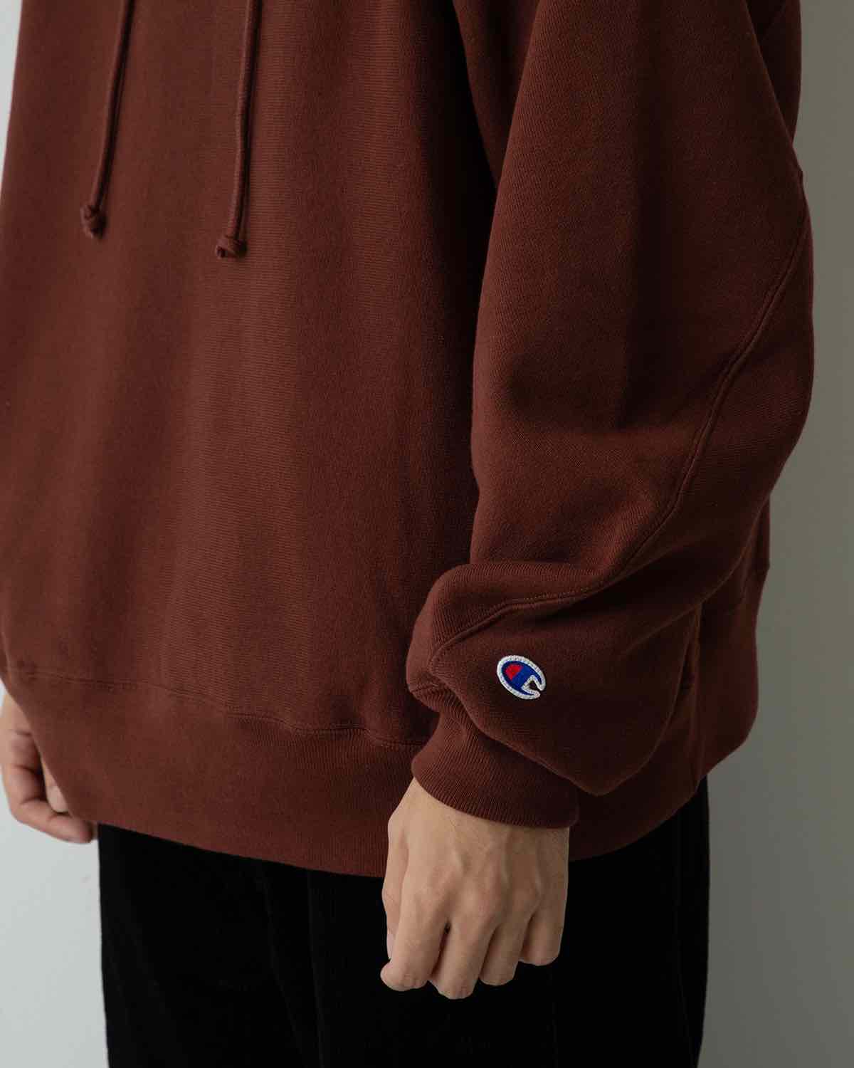 × Champion HOODED SWEATSHIRT