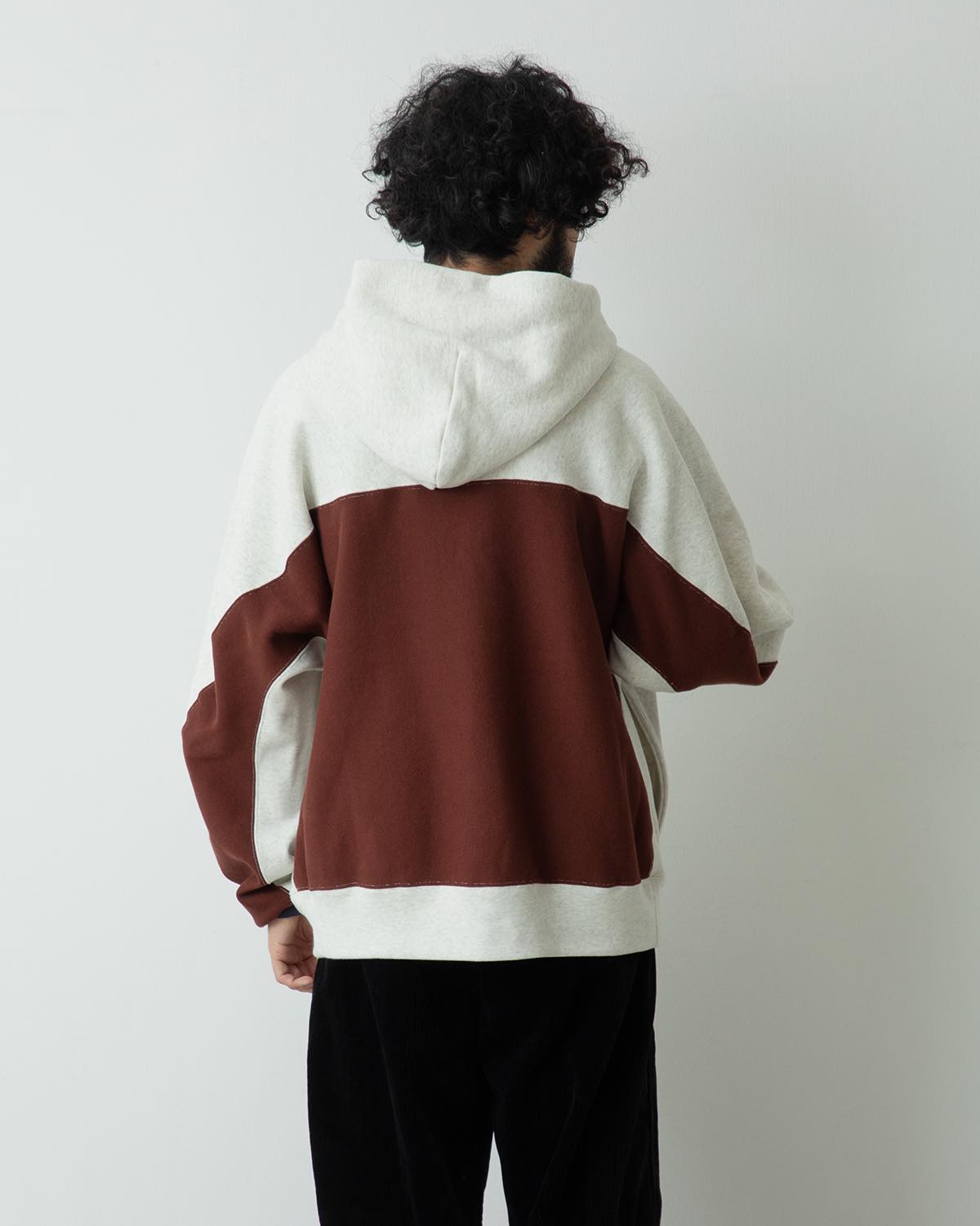 × Champion HOODED SWEATSHIRT