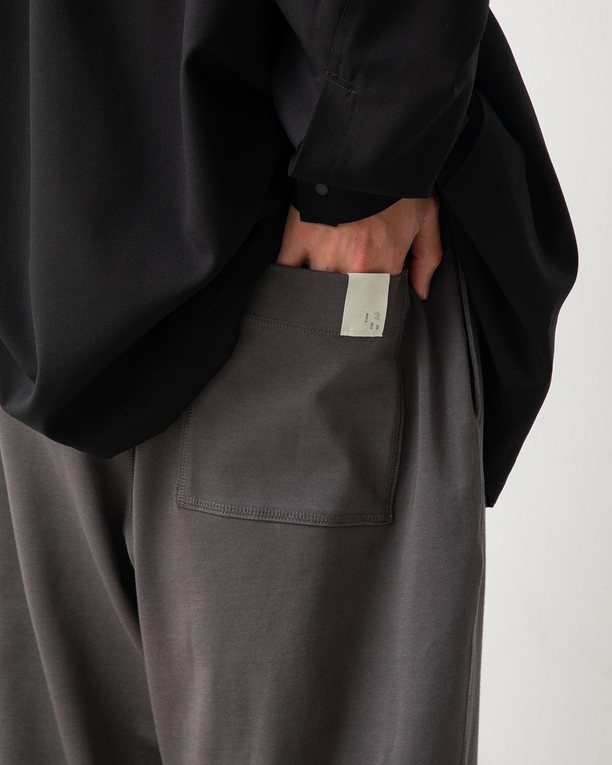 24RCH TAPERED EASY PANTS (008)