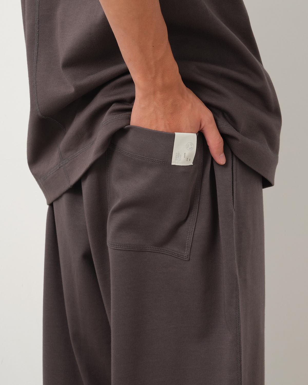 24RCH TAPERED EASY PANTS (008)