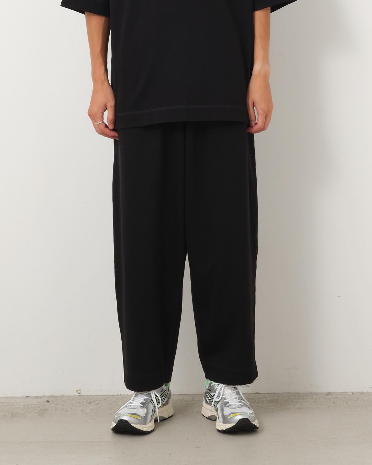 24RCH TAPERED EASY PANTS (008)