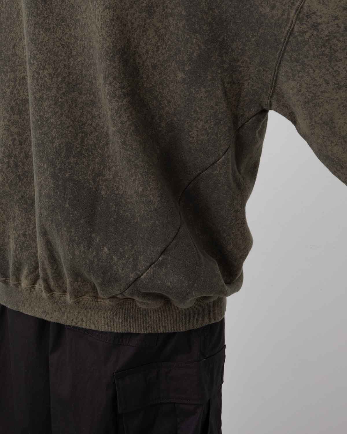 HAND DYE TWIST SWEAT