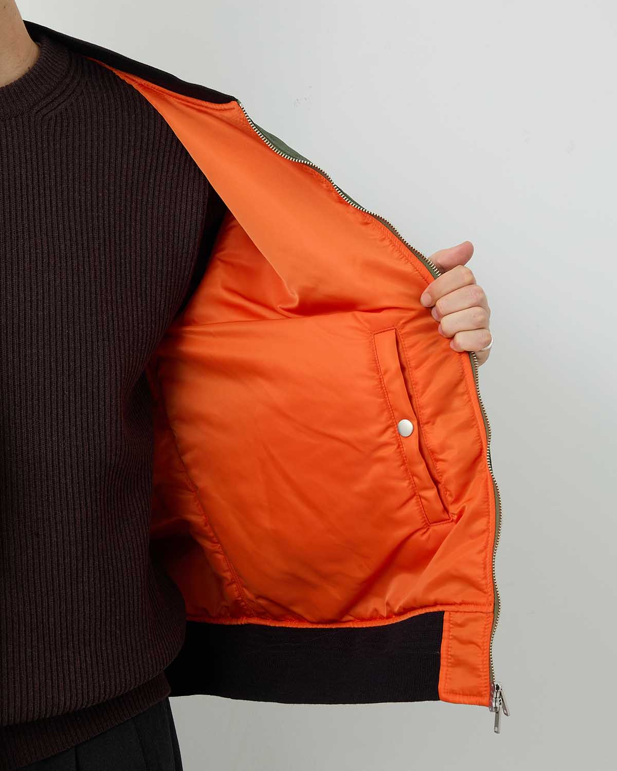 FLOWER EMBROIDERY FLIGHT JACKET