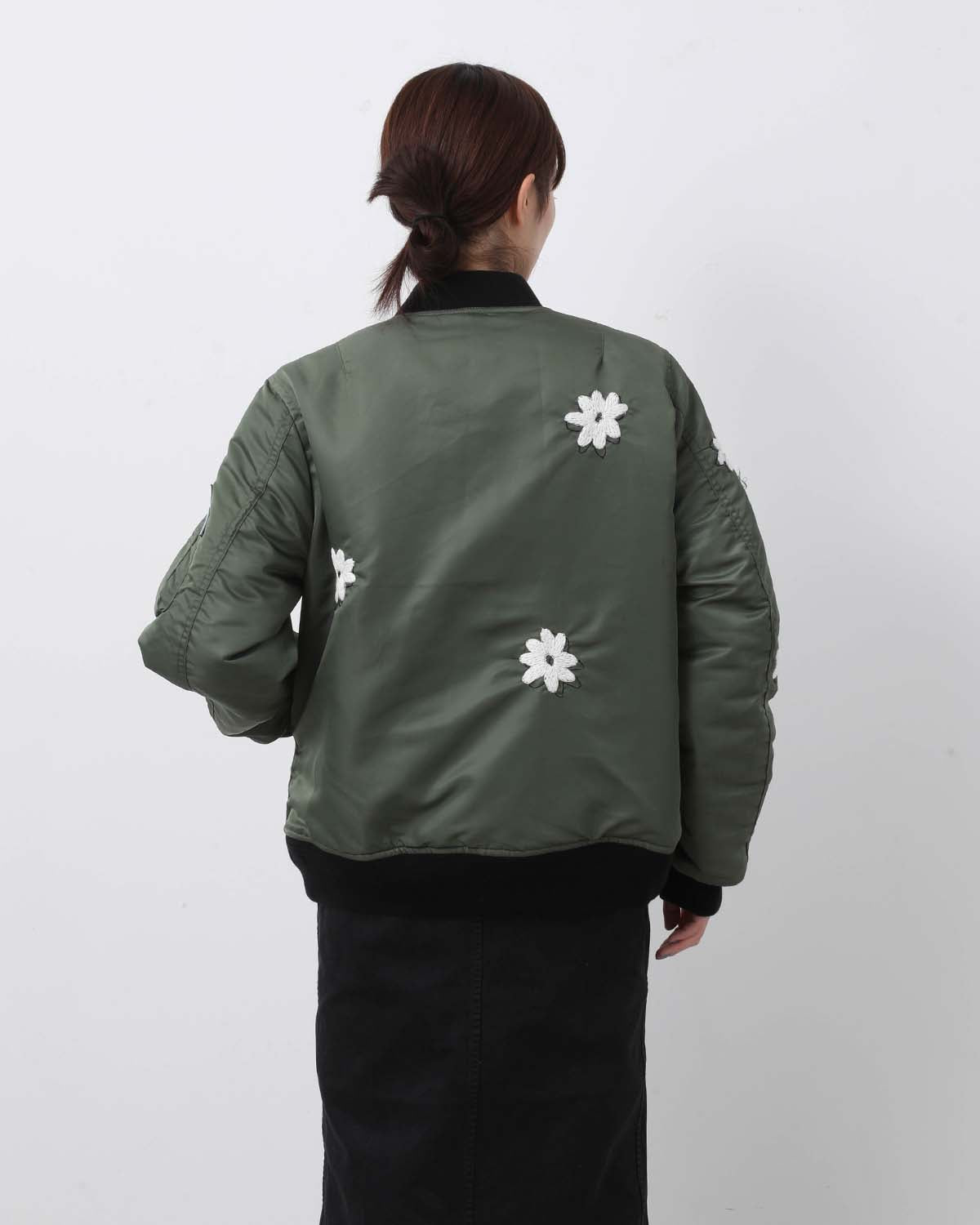 FLOWER EMBROIDERY FLIGHT JACKET