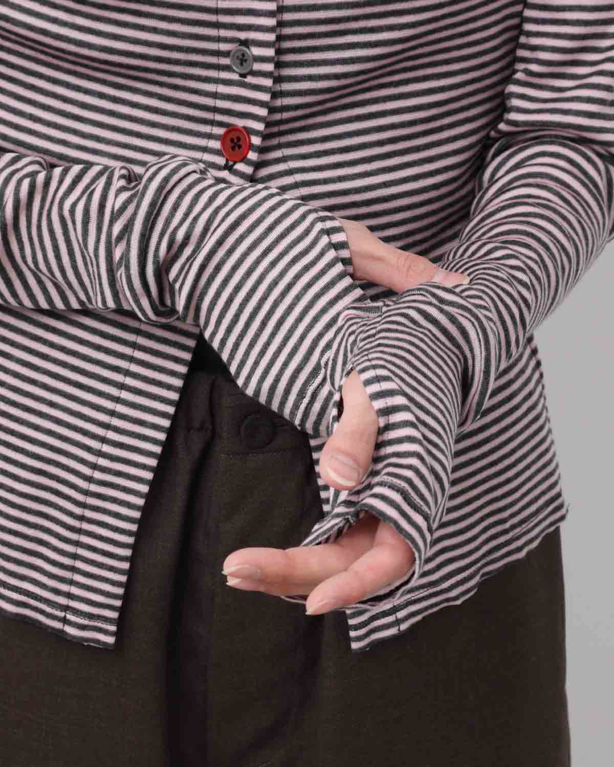 MULTI BUTTON RIB CARDIGAN