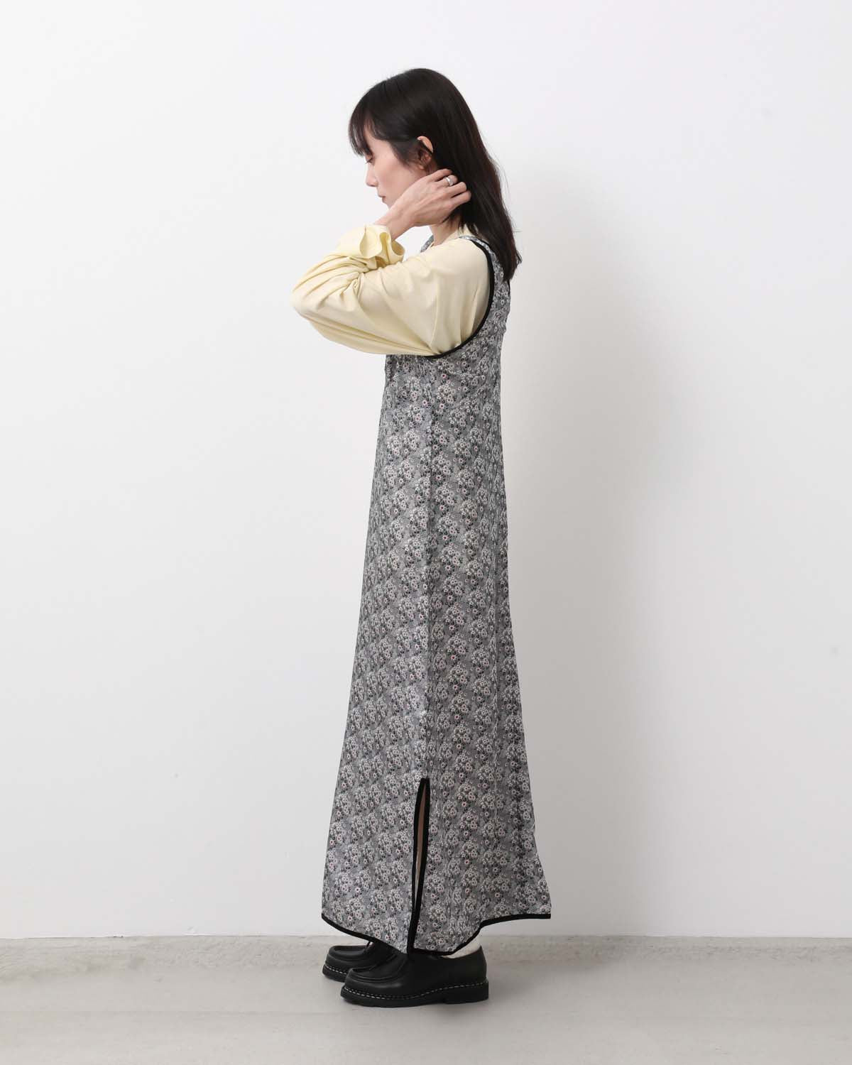 SMALL FLOWER SLIP DRESS