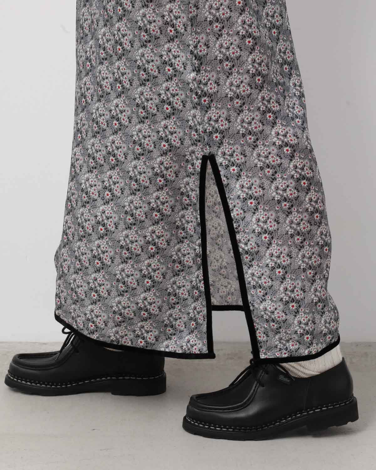 SMALL FLOWER SLIP DRESS