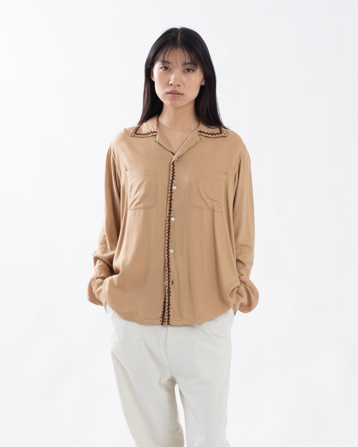 TRIM EMBROIDERY SHIRT