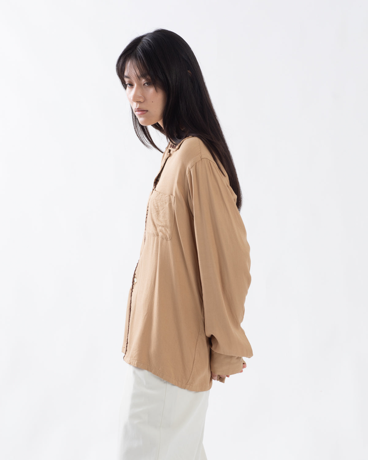 TRIM EMBROIDERY SHIRT