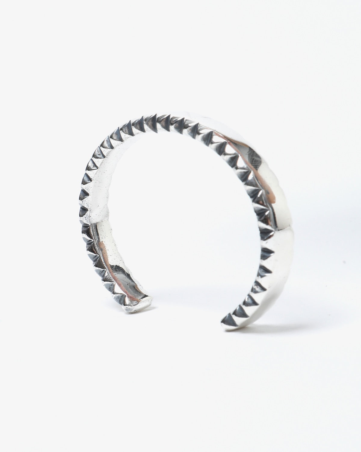 DWELLER STUDS BANGLE 925 SILVER by END