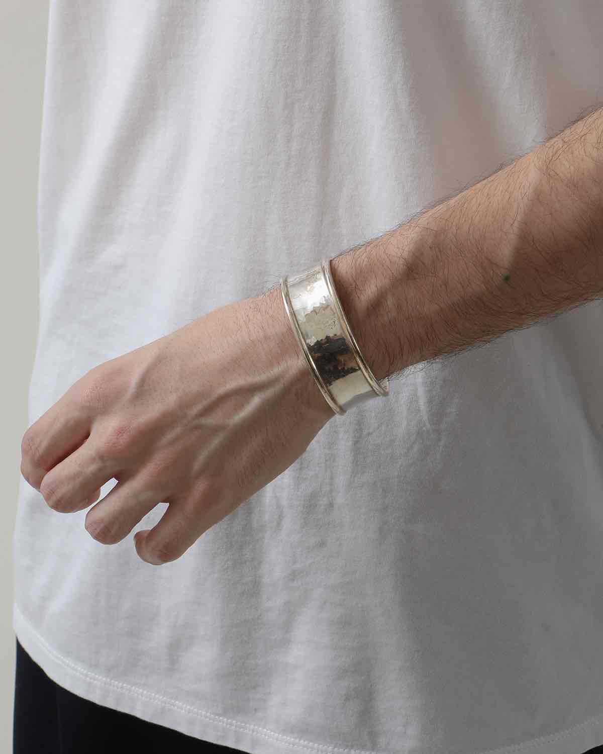 DWELLER BANGLE 925 SILVER by END