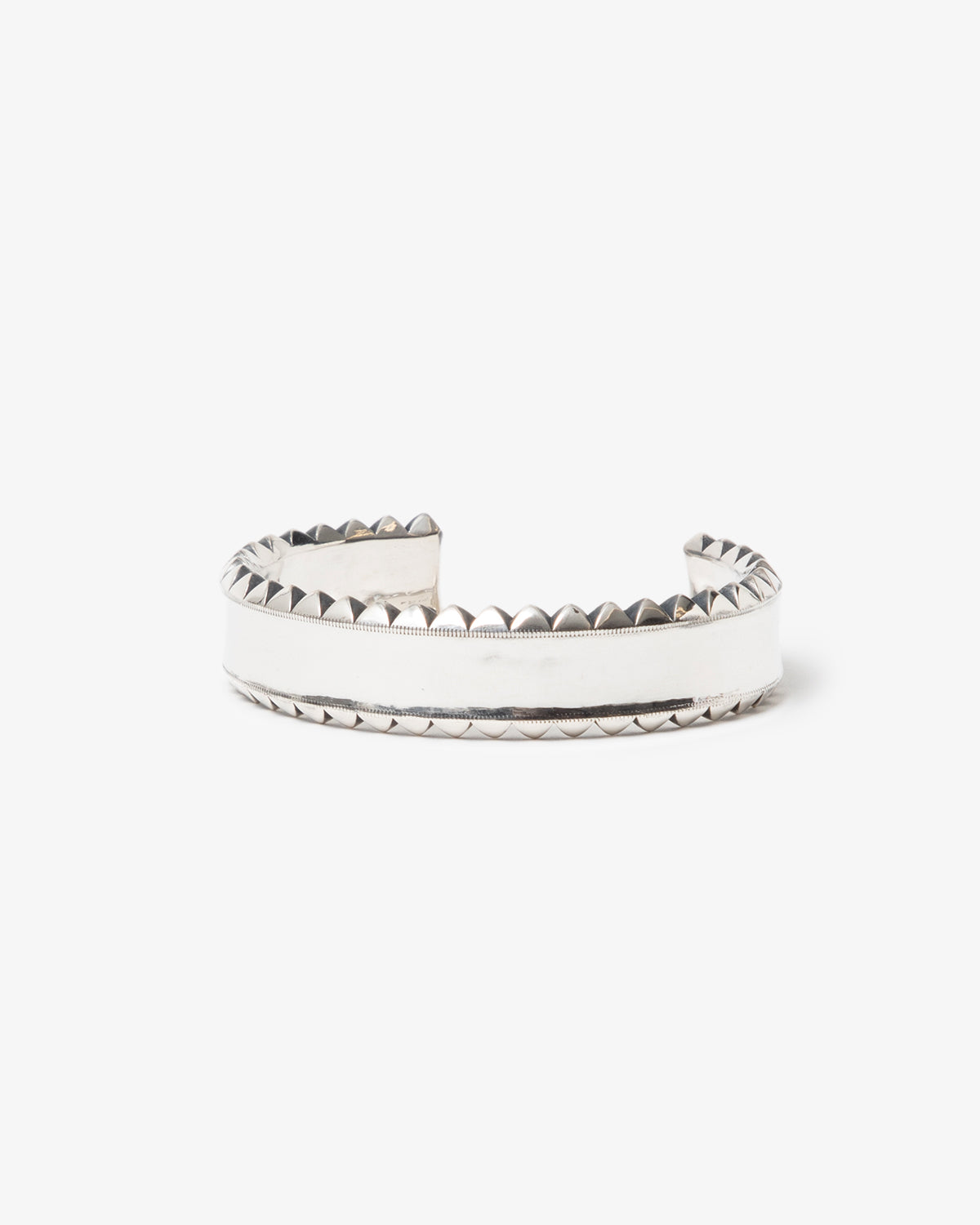 DWELLER STUDS BANGLE WIDE 925 SILVER by END