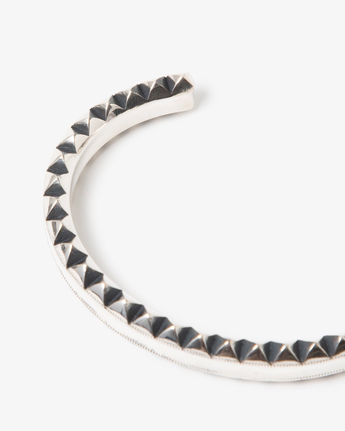 DWELLER STUDS BANGLE 925 SILVER by END