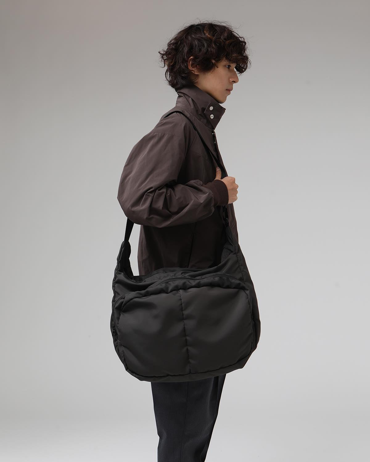 EXPLORER SHOULDER BAG NYLON OXFORD