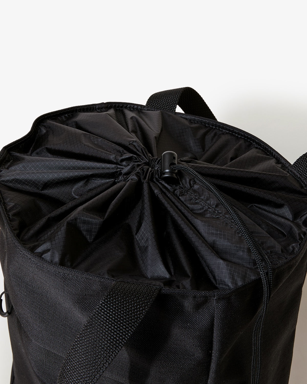 DWELLER TOTE NYLON OXFORD