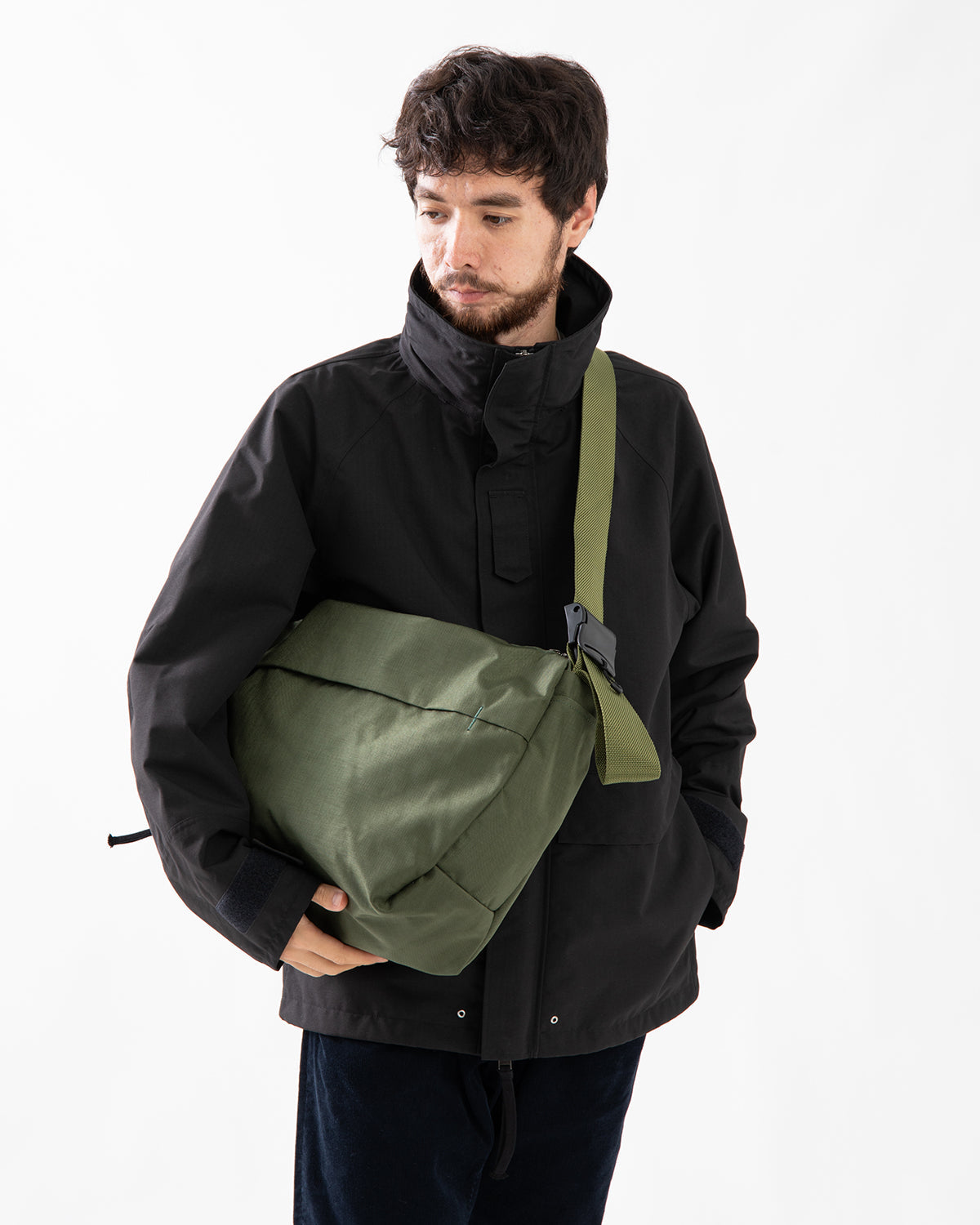 MESSENGER SHOULDER BAG NYLON OXFORD