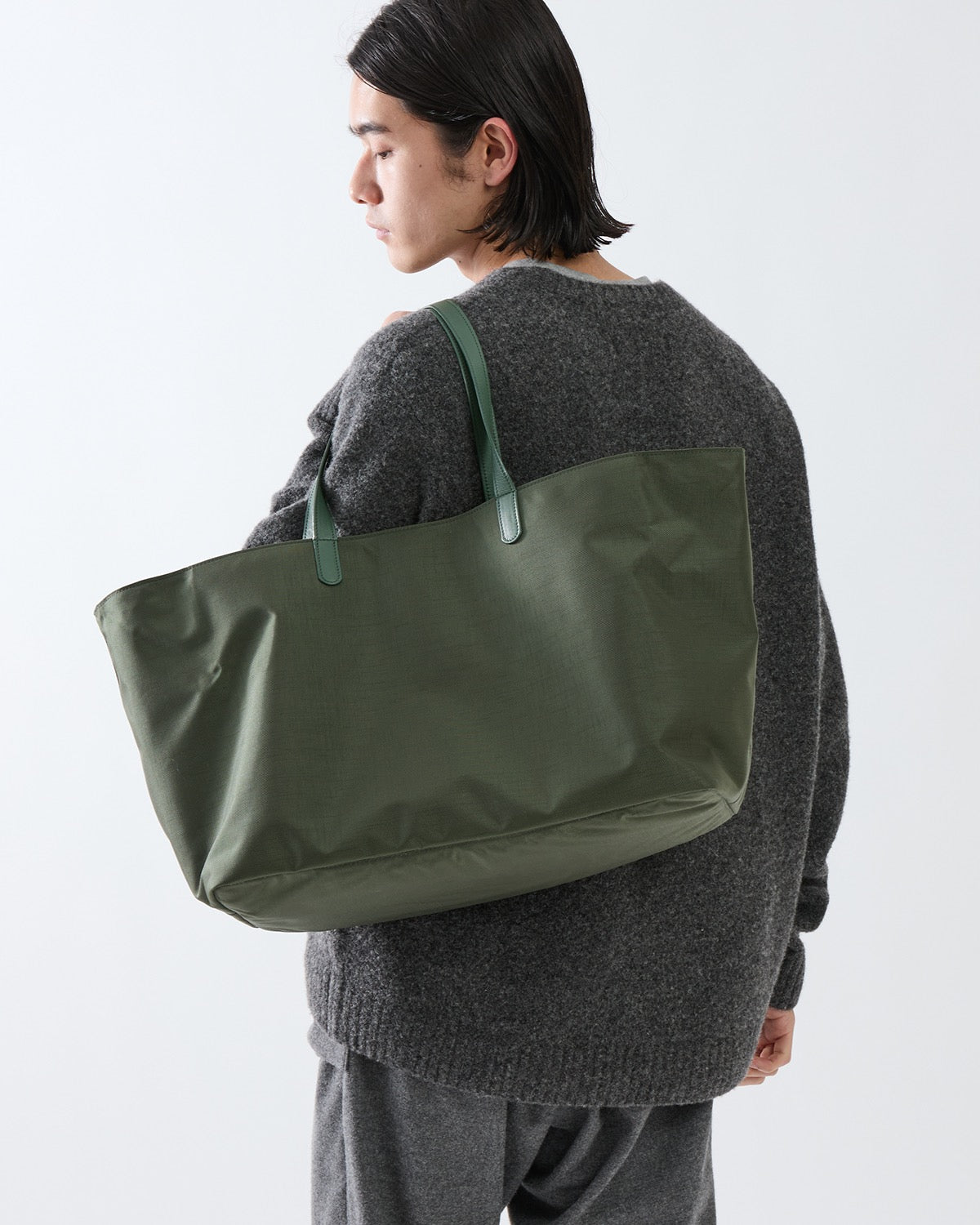 OFFICER TOTE NYLON OXFORD