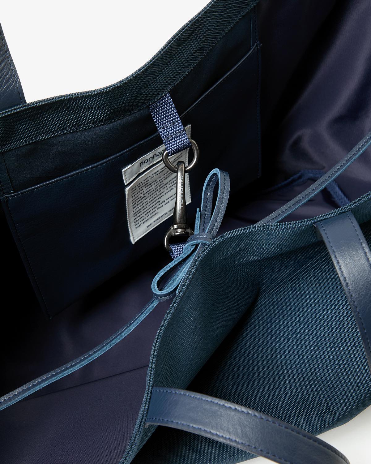 OFFICER TOTE NYLON OXFORD