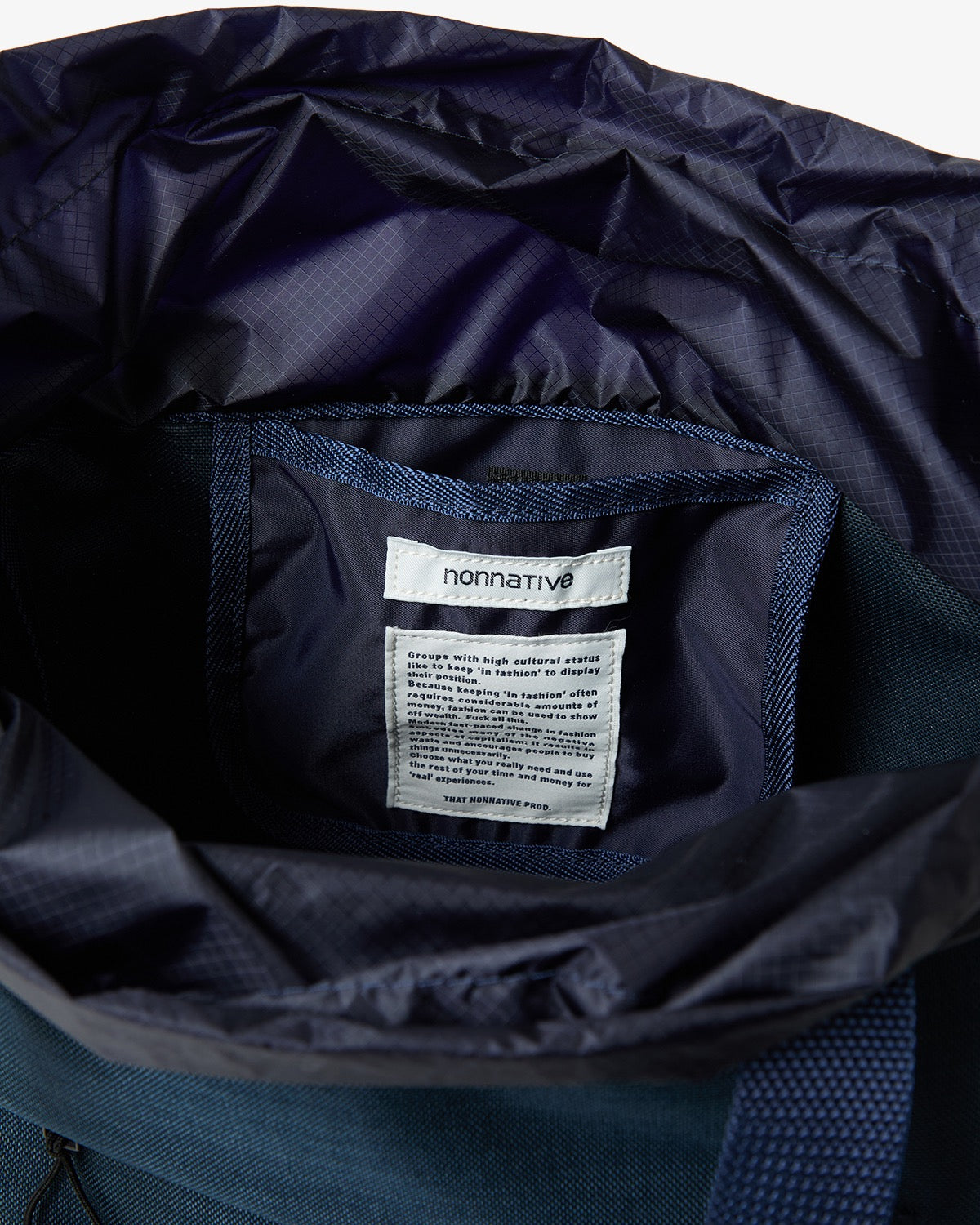 HIKER TOTE NYLON OXFORD