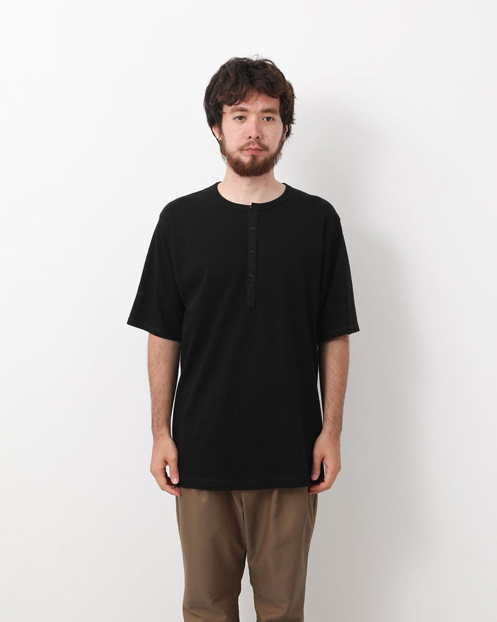 DWELLER S/S HENRY NECK TEE COTTON JERSEY