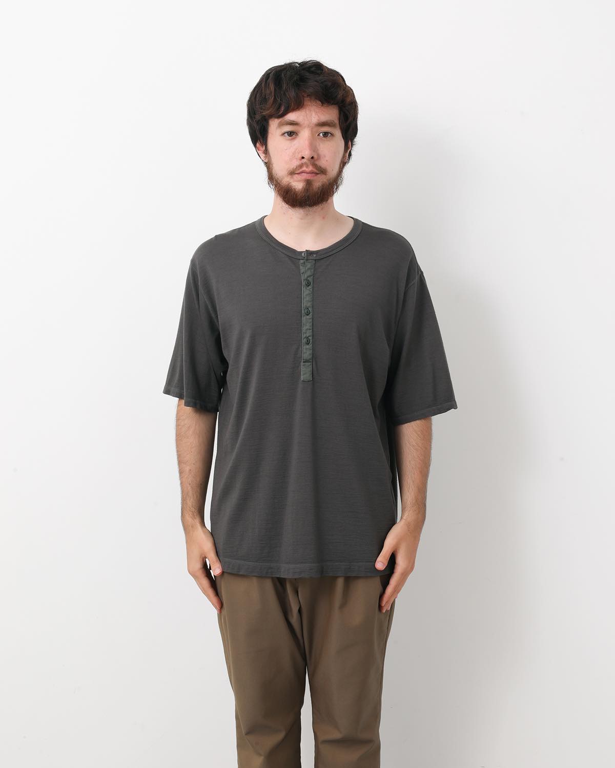 DWELLER S/S HENRY NECK TEE MERINO WOOL OVERDYED