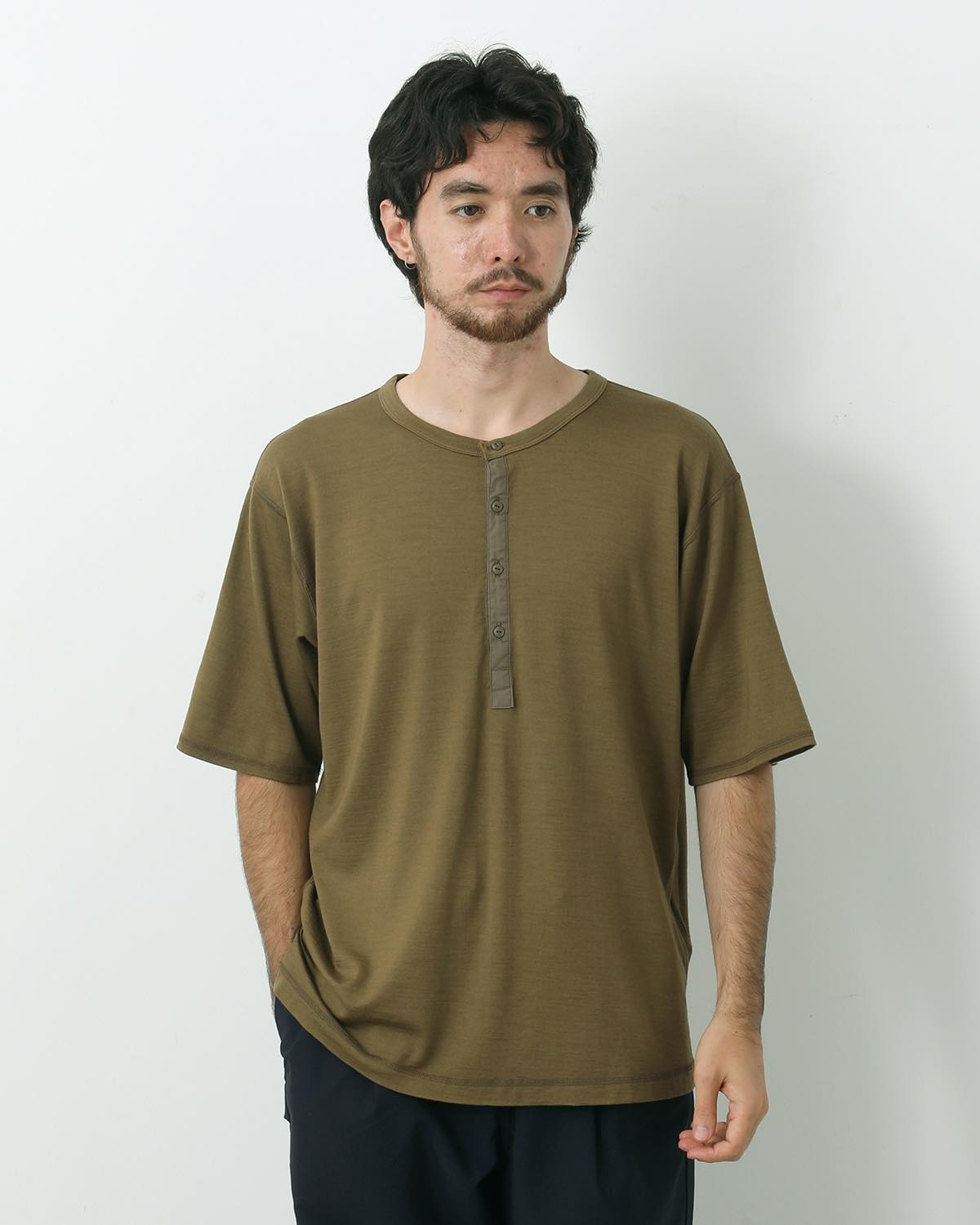 DWELLER S/S HENRY NECK TEE MERINO WOOL OVERDYED
