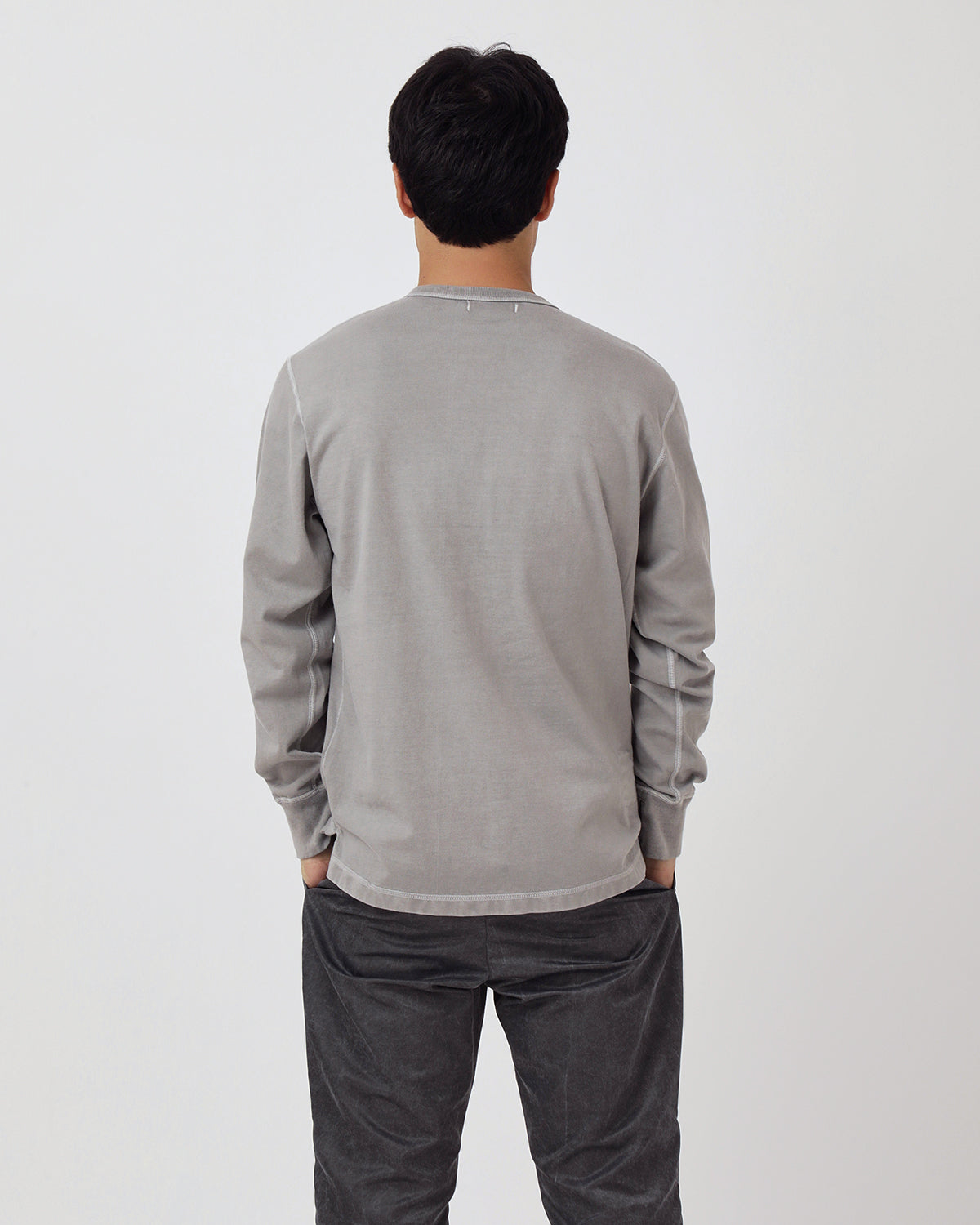 DWELLER L/S HENRY NECK TEE COTTON JERSEY PIGMENT DYE