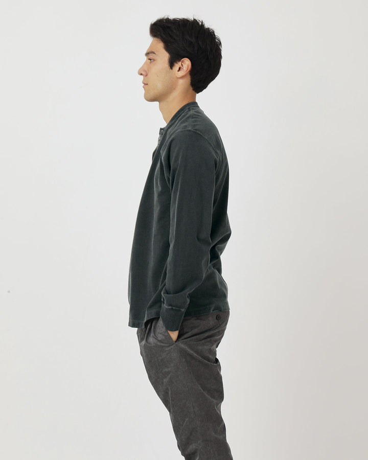 DWELLER L/S HENRY NECK TEE COTTON JERSEY PIGMENT DYE