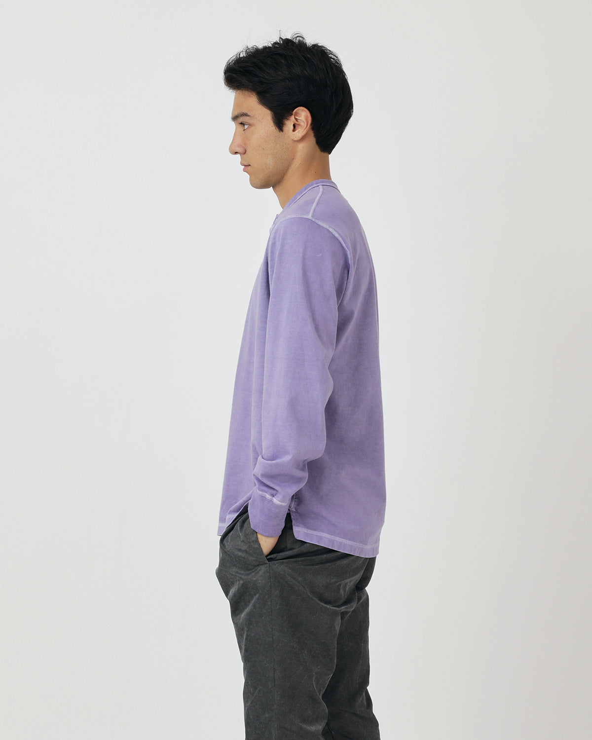 DWELLER L/S HENRY NECK TEE COTTON JERSEY PIGMENT DYE