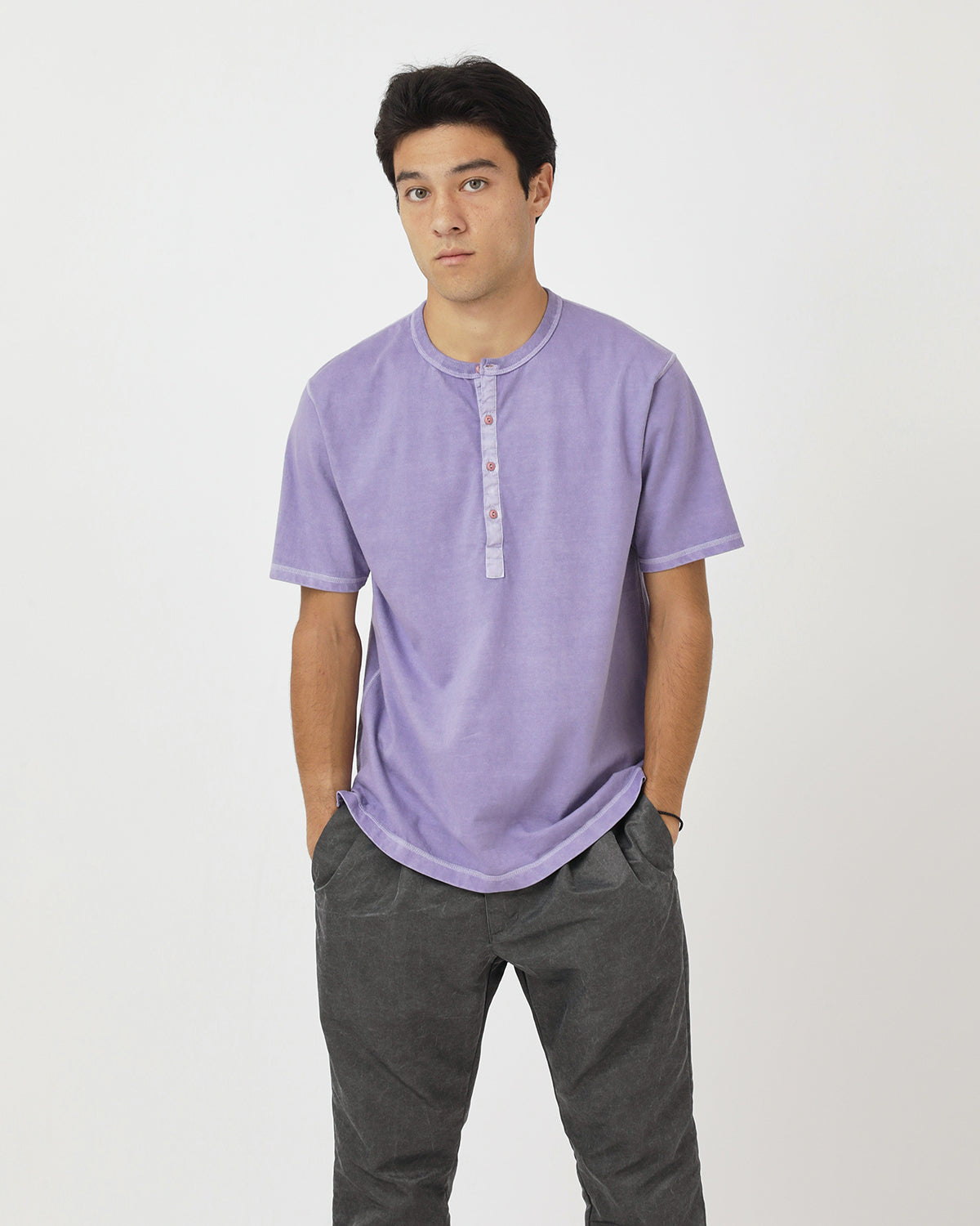 DWELLER S/S HENRY NECK TEE COTTON JERSEY PIGMENT DYE