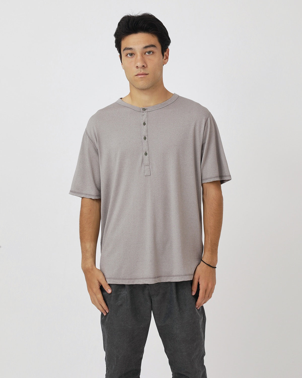 DWELLER S/S HENRY NECK TEE MERINO WOOL OVERDYED