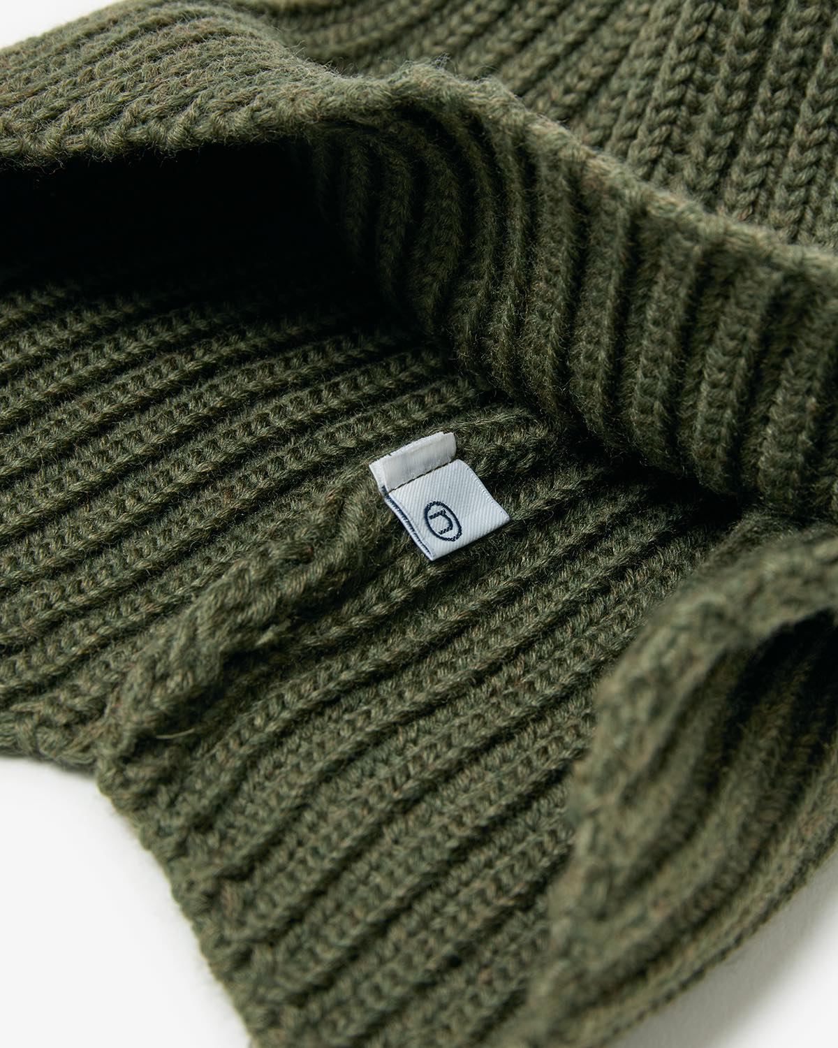 HIKER EAR FLAP BEANIE WOOL YARN
