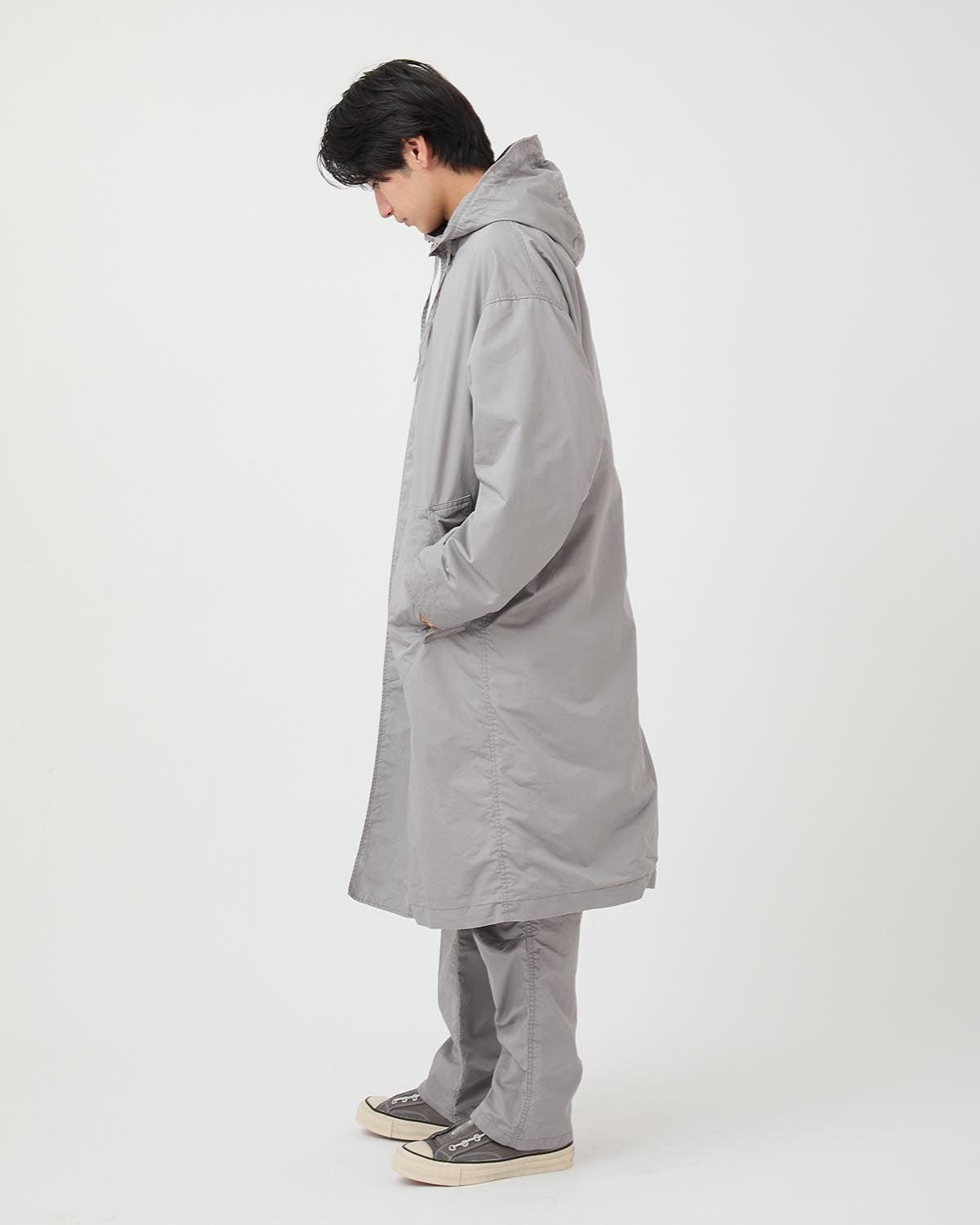 DWELLER HOODED COAT  C/N GABARDINE PIGMENT DYE WITH WINDSTOPPER®