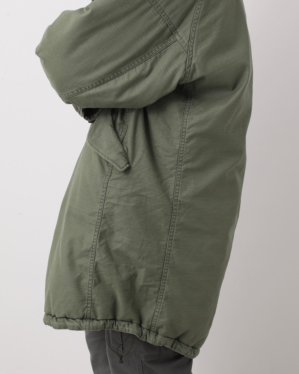 TROOPER PUFF COAT COTTON BACKSATIN PIGMENT DYE WITH WINDSTOPPER®