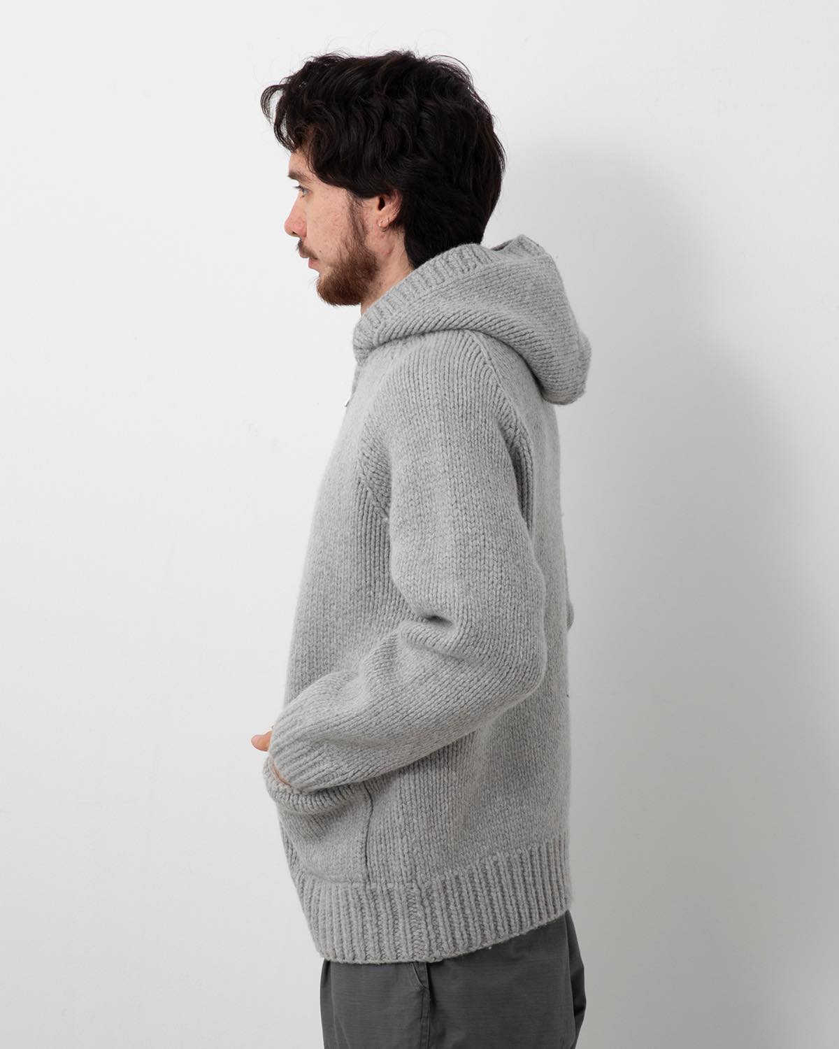 WANDERER HAND-KNIT HOODED SWEATER WOOL YARN