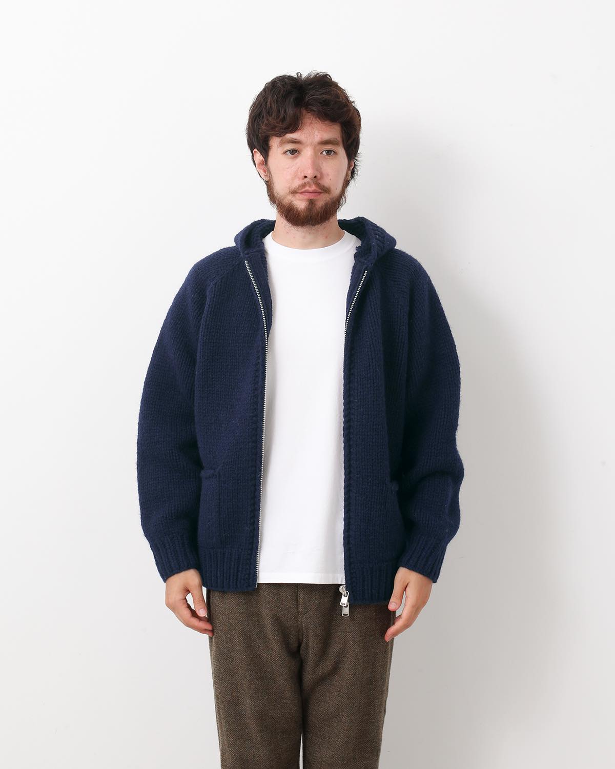 WANDERER HAND-KNIT HOODED SWEATER WOOL YARN