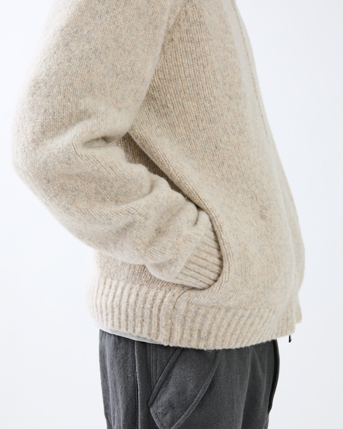 HIKER HIGH NECK ZIP BLOUSON WOOL BOUCLE KNIT