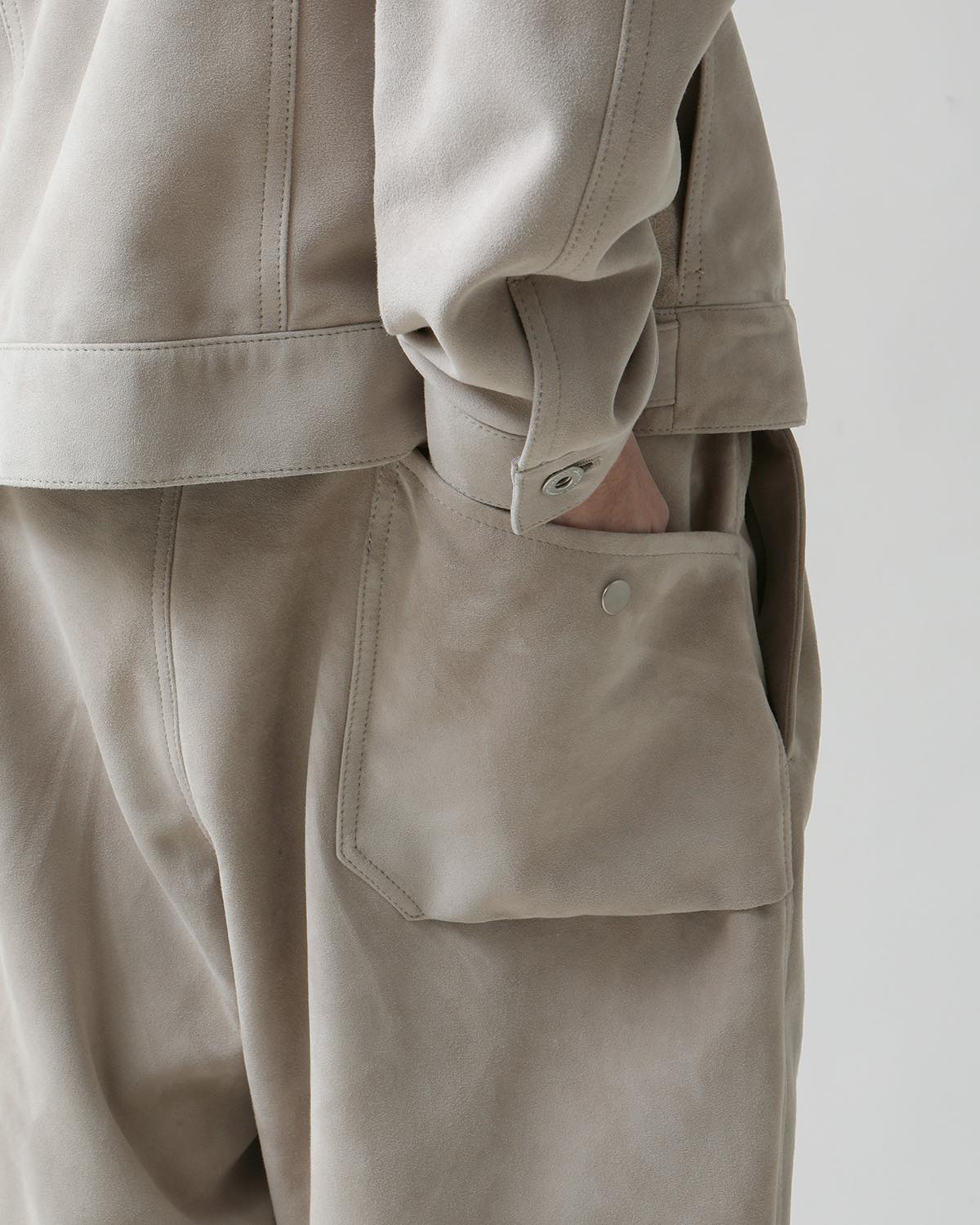 DWELLER EASY SHORTS SHEEP LEATHER