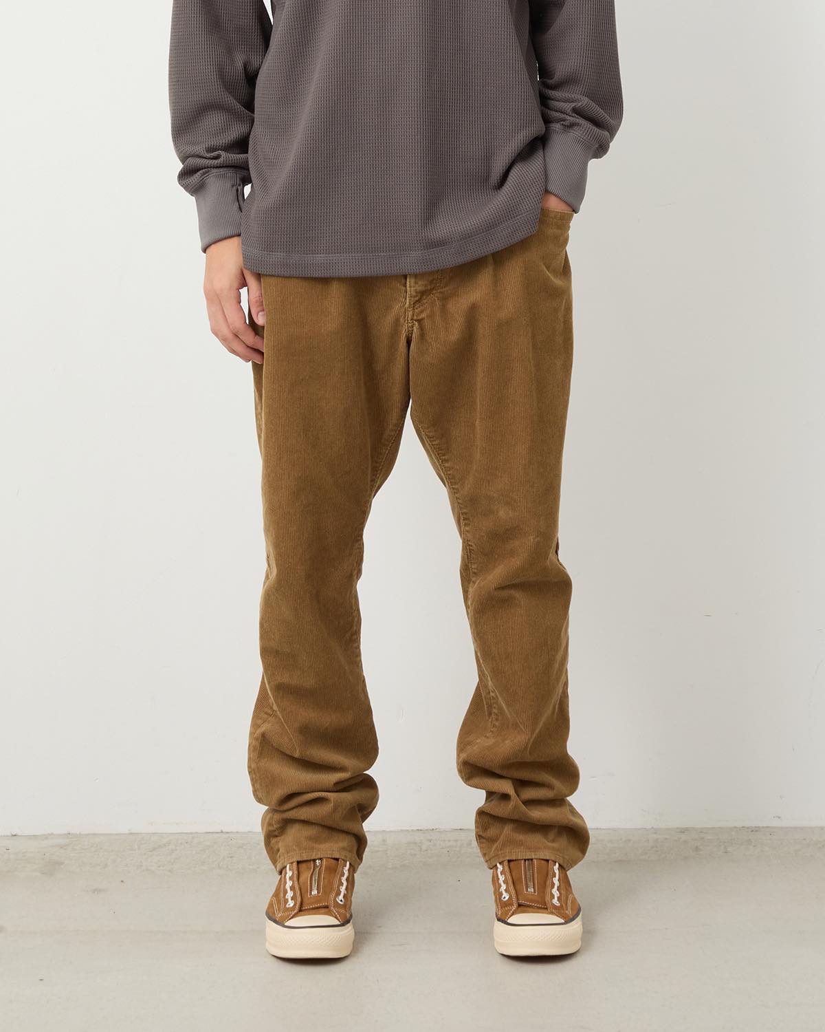 DWELLER 5P JEANS TP COTTON CORD SULFUR DYE