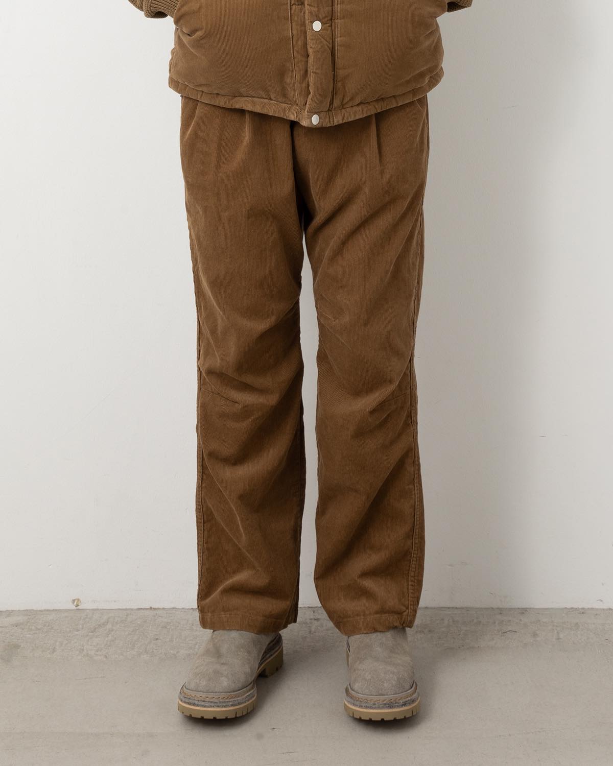 WANDERER EASY PANTS COTTON CORD SULFUR DYE