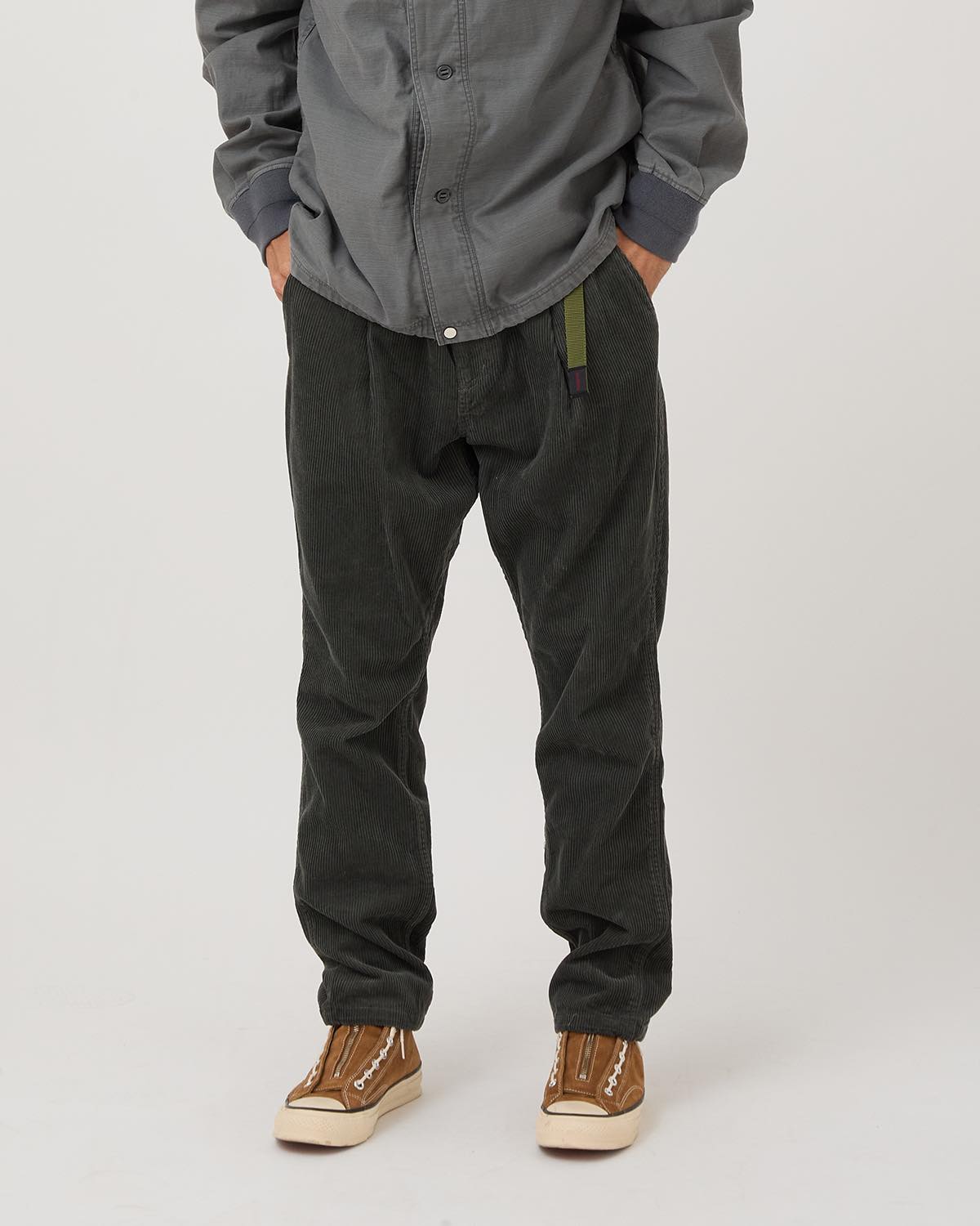 WALKER TP EASY PANTS COTTON CORD 8W SULFUR DYE by Gramicci