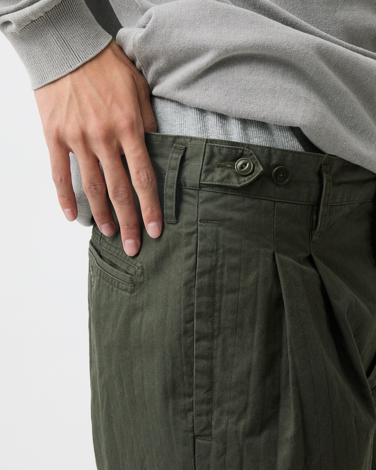 OFFICER CHINO SHORTS COTTON DOBBY STRIPE PIGMENT DYE