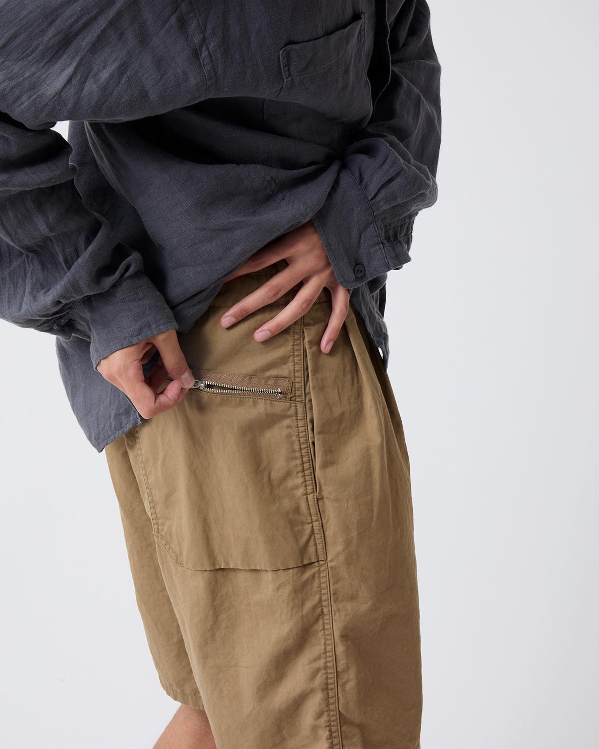 DWELLER EASY SHORTS C/Li TWILL PIGMENT DYE